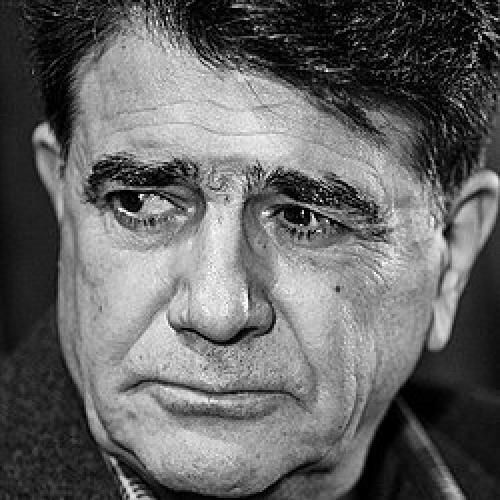 محمدرضا شجریان که ره تاریک و لغزان است