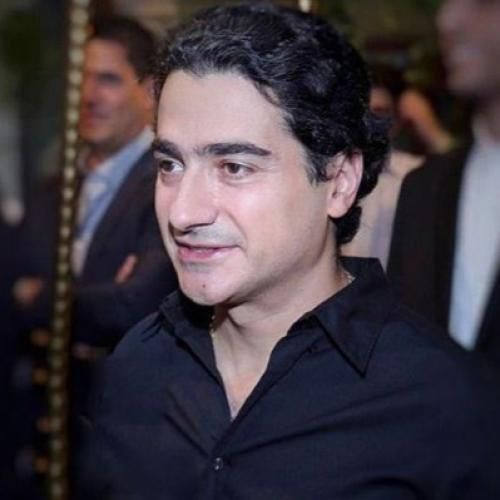 همایون شجریان در شیشه های رنگی بنگر به چشم شاه
