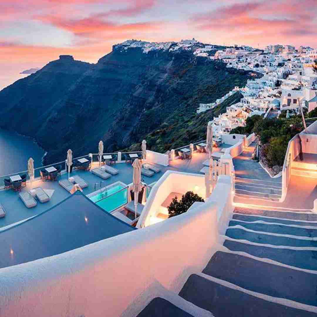  خوب گوش بده حرفامو خوب فرصتی دست داده