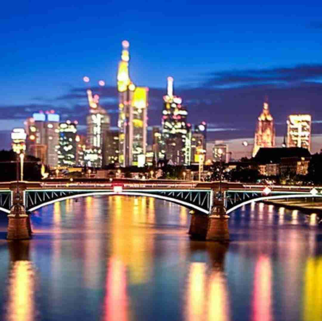  توی مروارید اشکات خودم و چه ساده دیدم