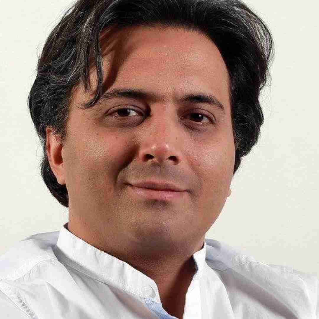 مجید اخشابی باور کن به نگات مدیونم
