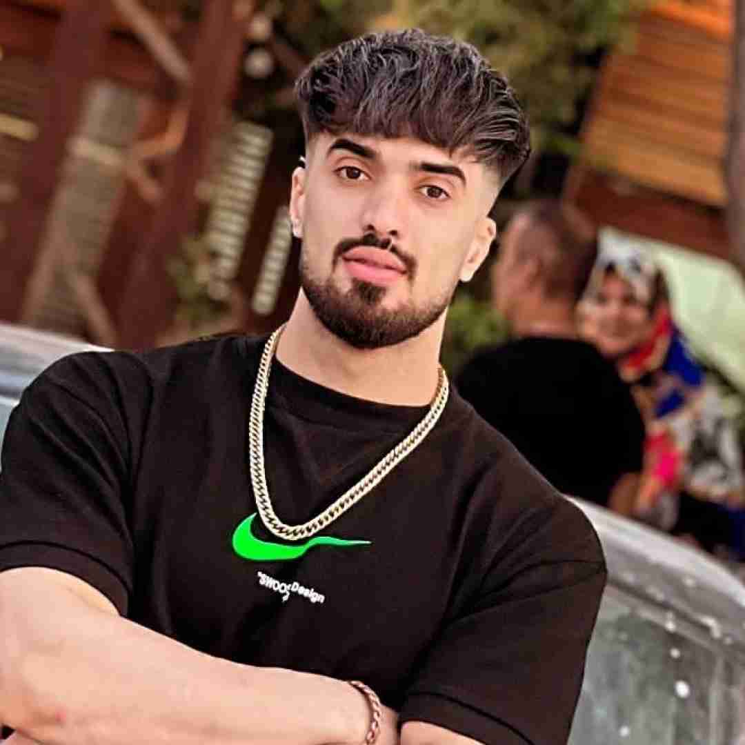 علی رستمیان خداحافظ عشق تو دلی بزن یه زنگ