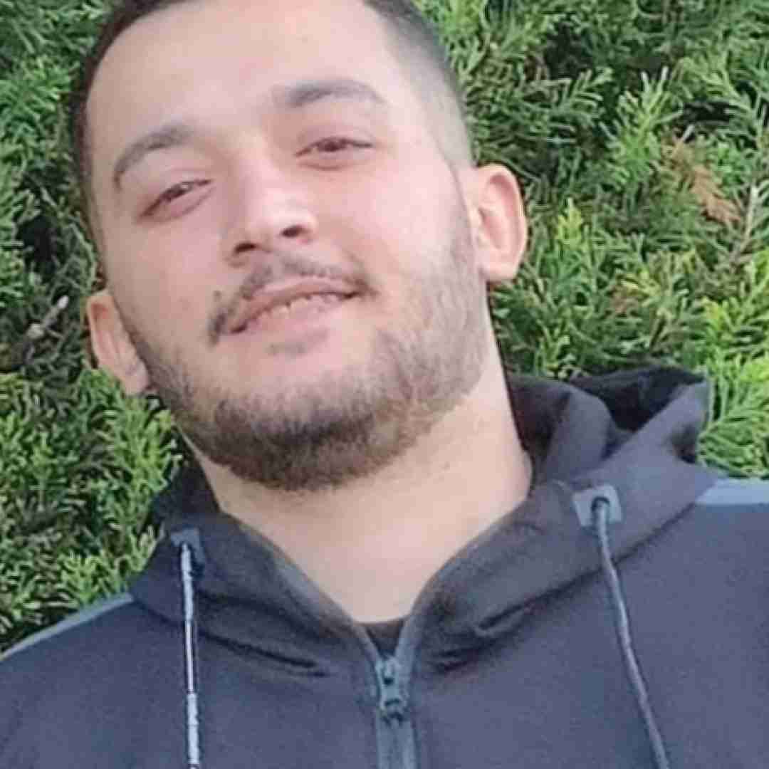 هومن آدینه بیا ورگردیم وه یک مه یارتم