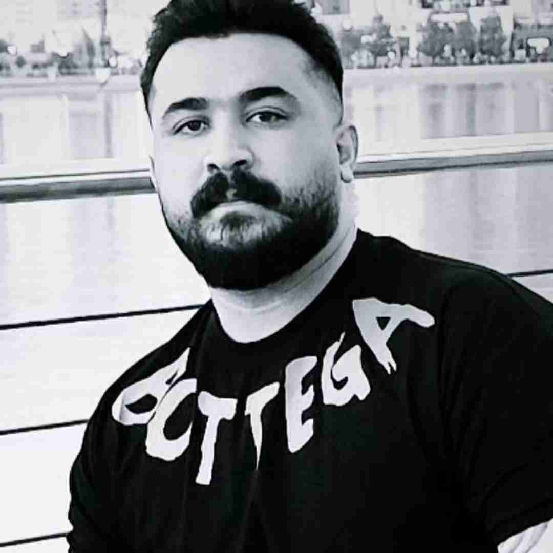 رضا کرمی تارا تابوت
