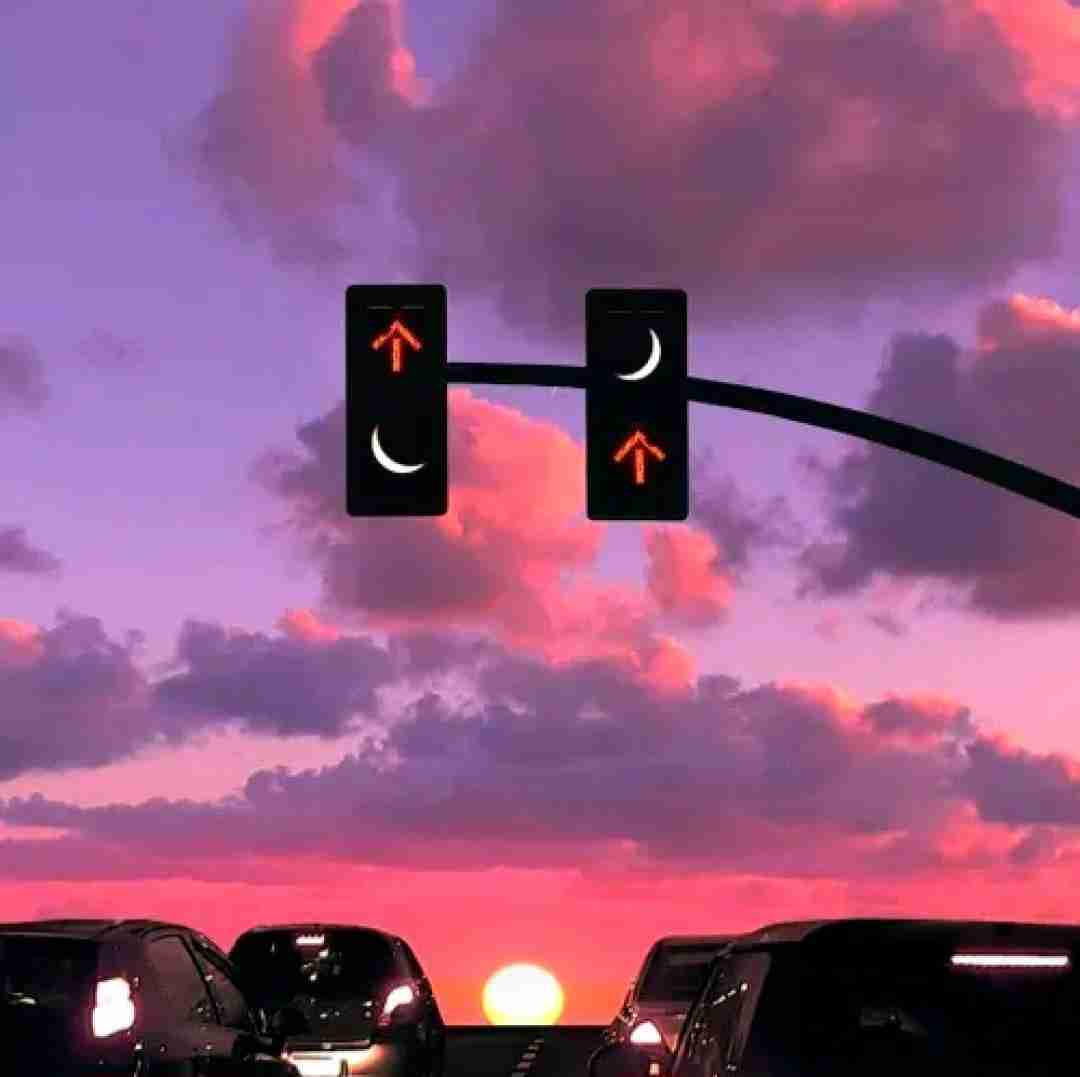  دوری ازم شاید حقمه این باره اوله اینکه میگم خوبم