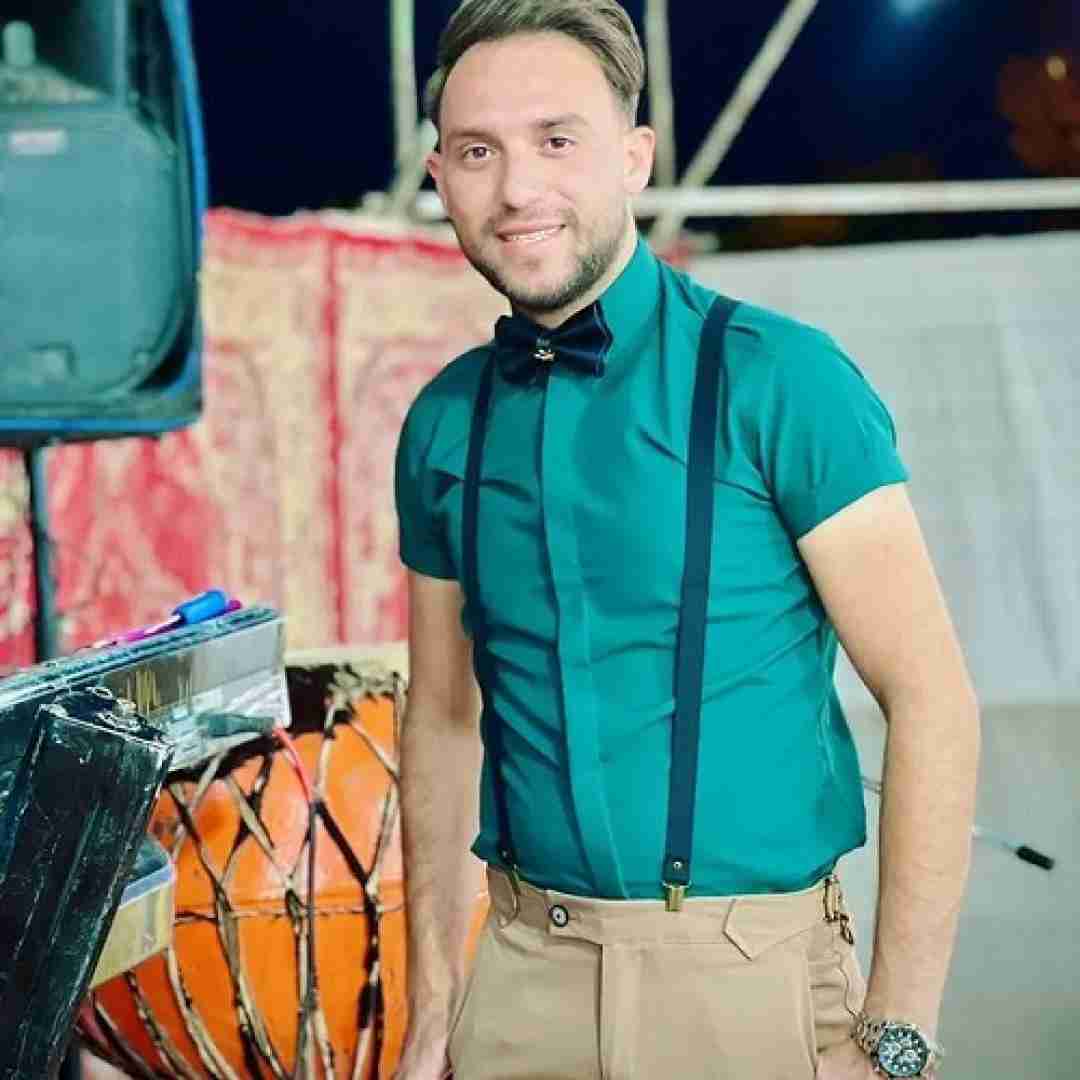 مصطفی ابراهیمی عاشقم سی تیلش دل باختیم سی میلش