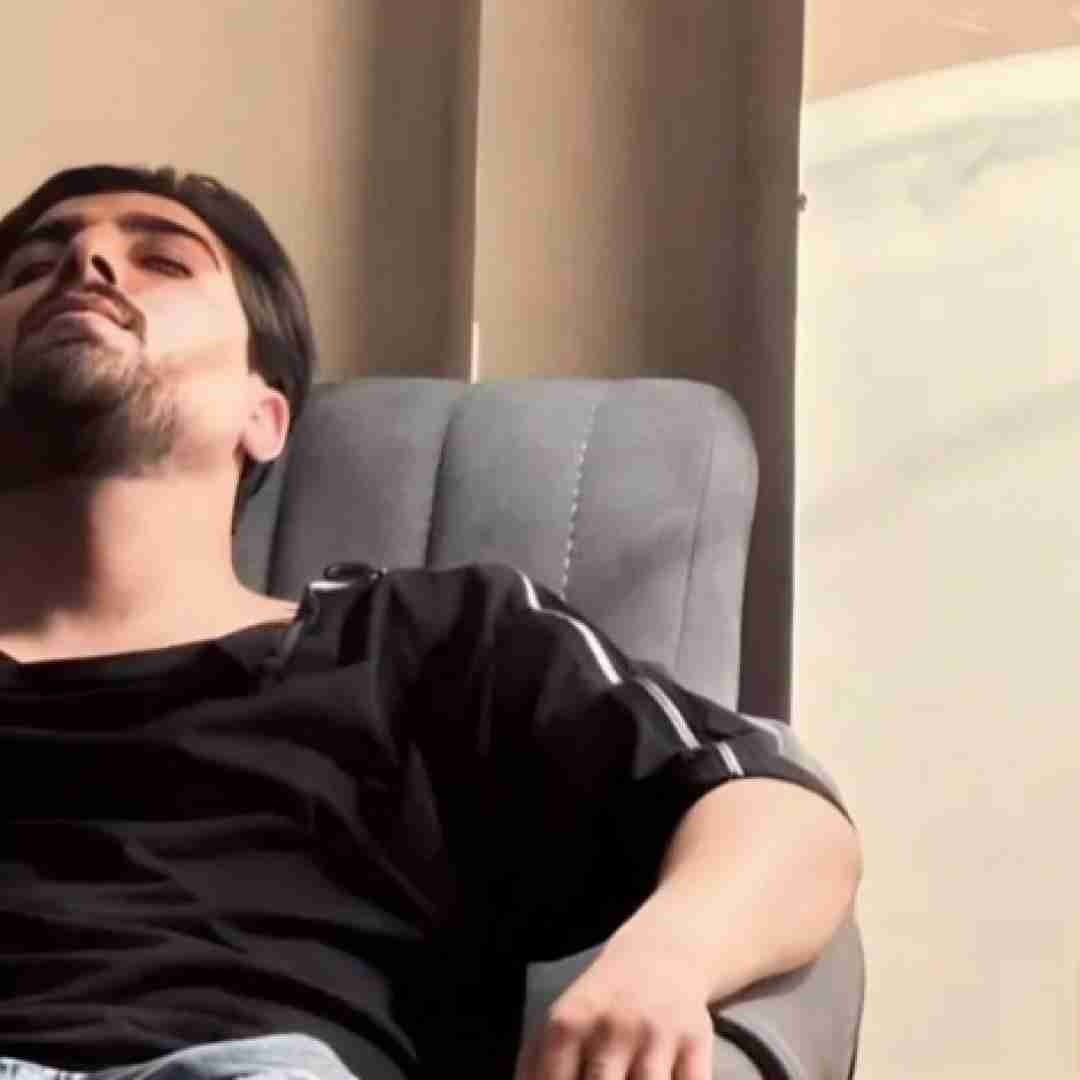 امیر لیام حوصله نرم اصلا یه وضعیتیه سمت مه نیا