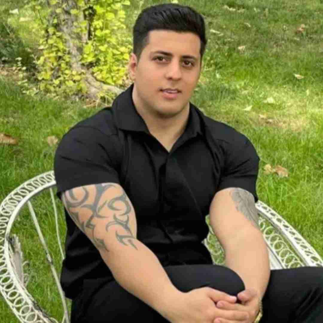 سبحان رستمی یکی یکی رد مکنم عکسای دو نفره