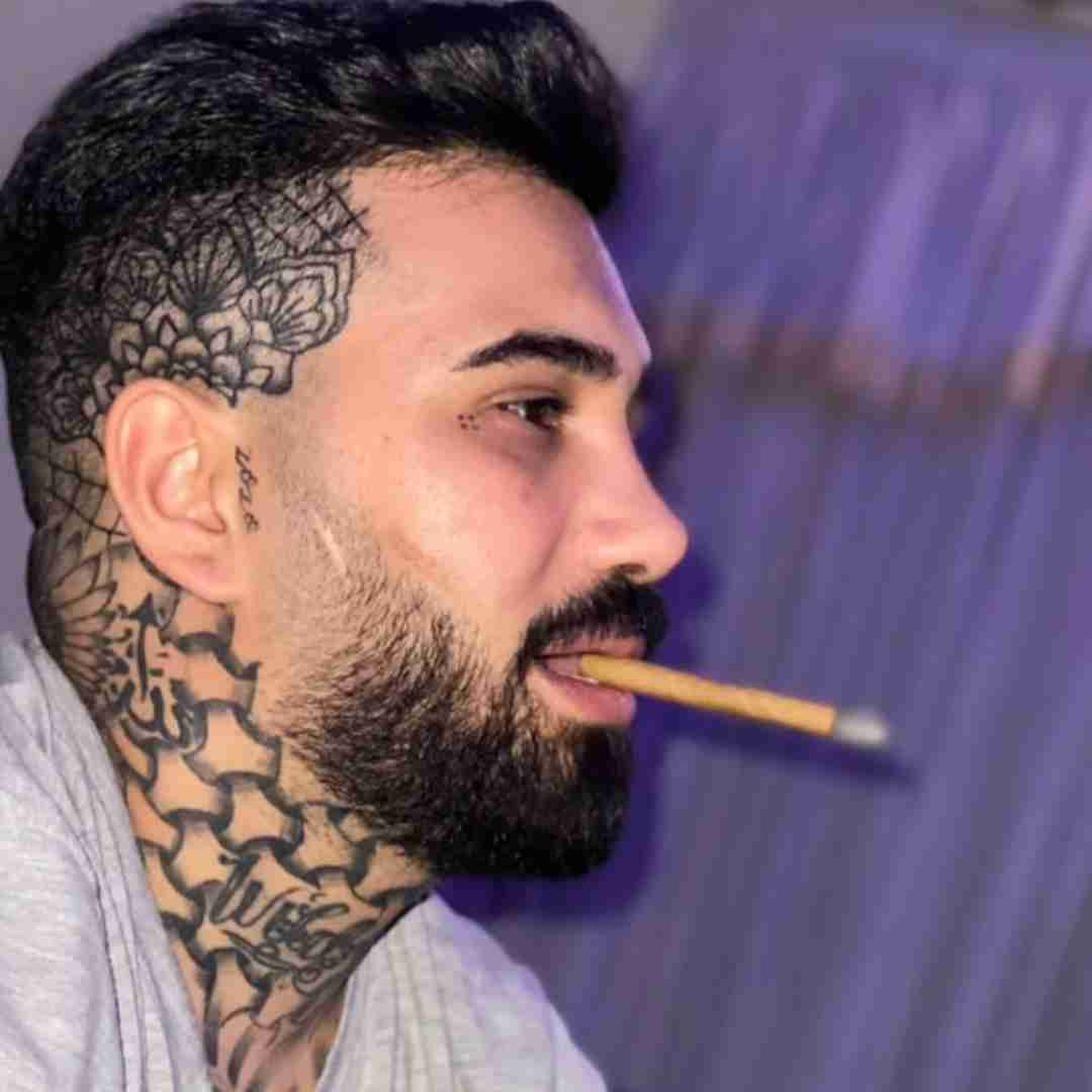 دانیال تفرشی زد به سرم یهو همه چیو تغییر بدم