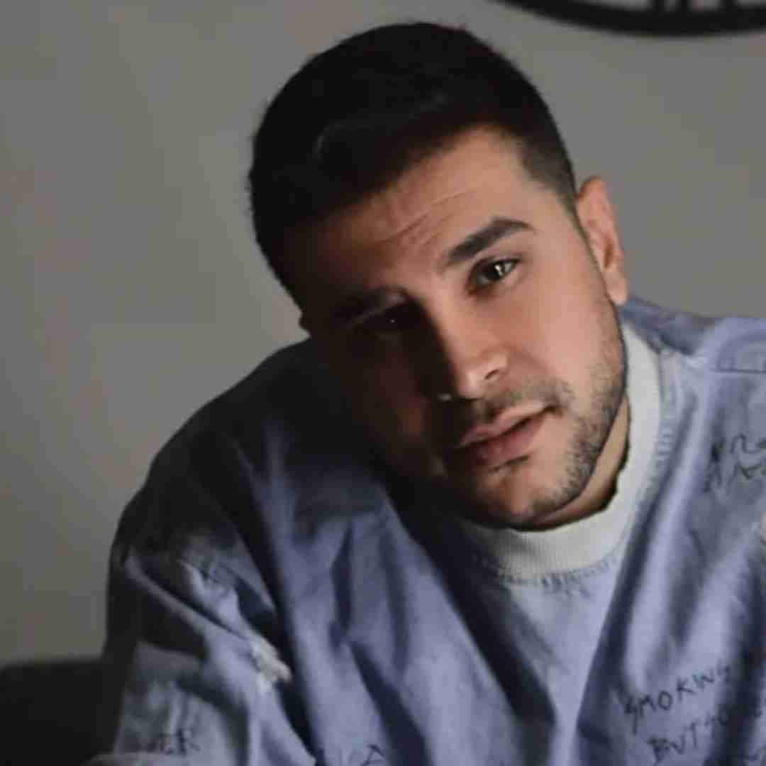 تابش عاشقی و تاوان