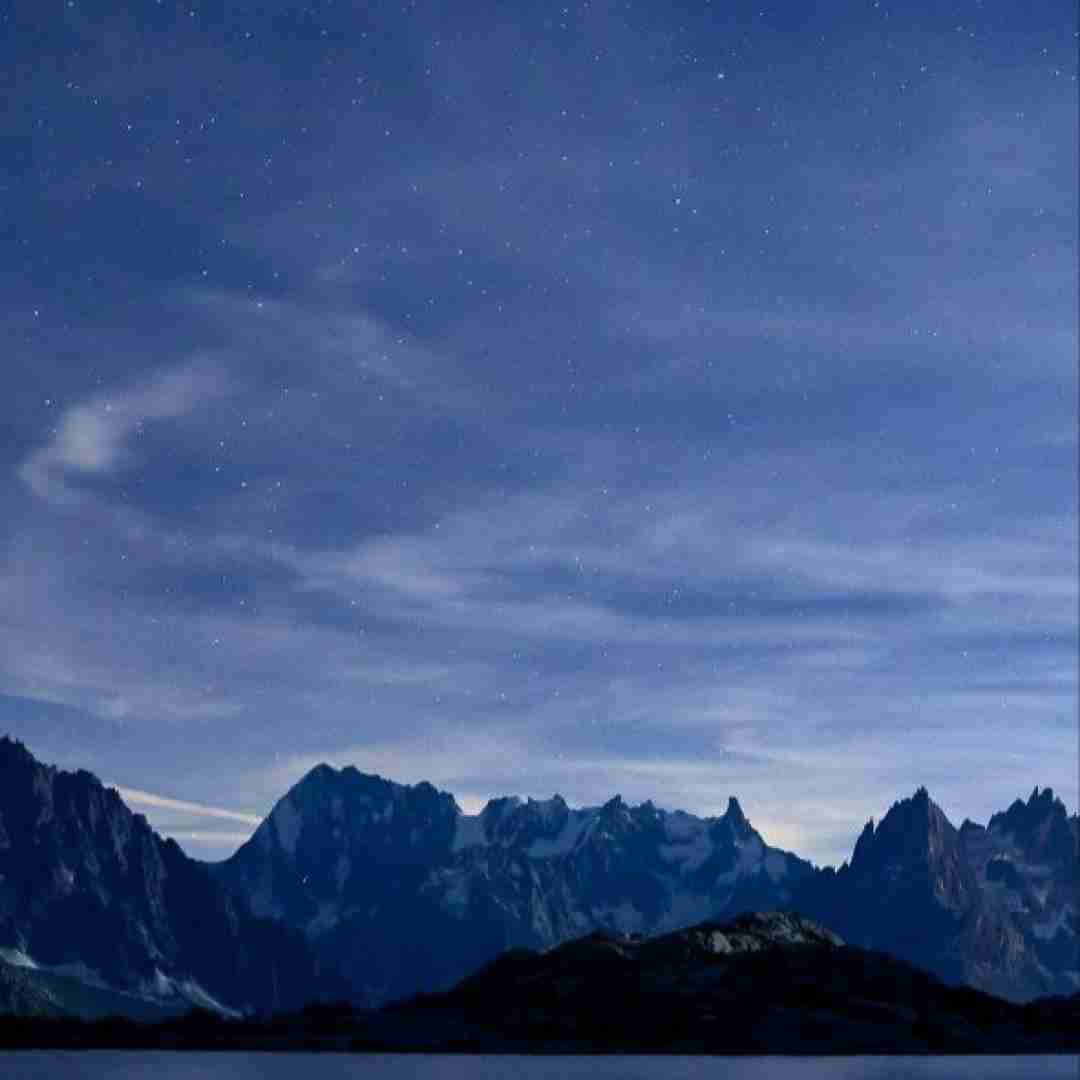 سنا برزنجه نه‌ئنی