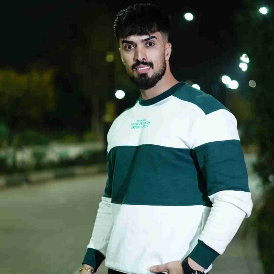 علی رستمیان یادم نمیره گذاشتی قلبم وسط حرفات