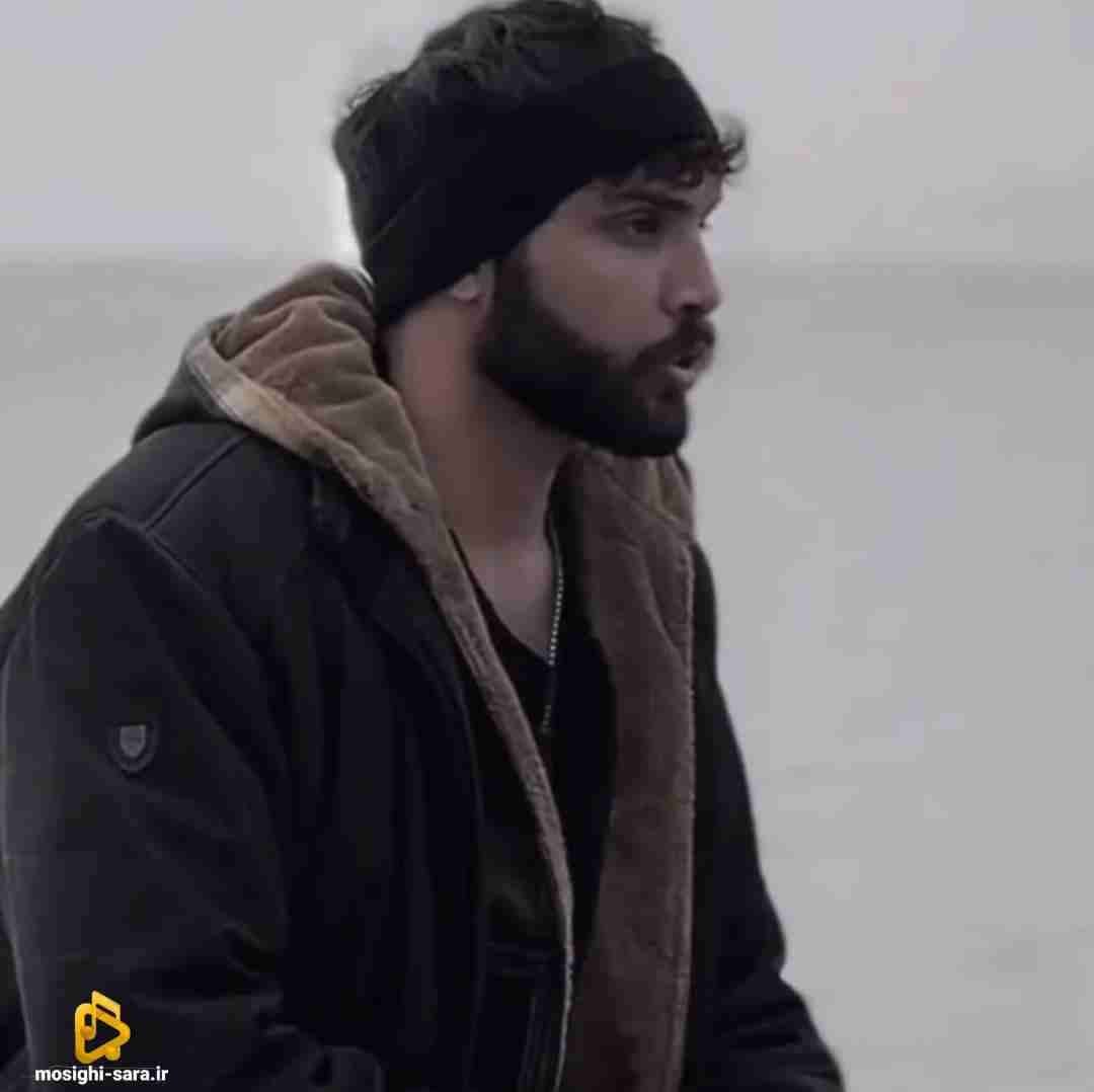 محمد منصورپور سکوت نکن و بگو حرفای من اینه فریاد بزن