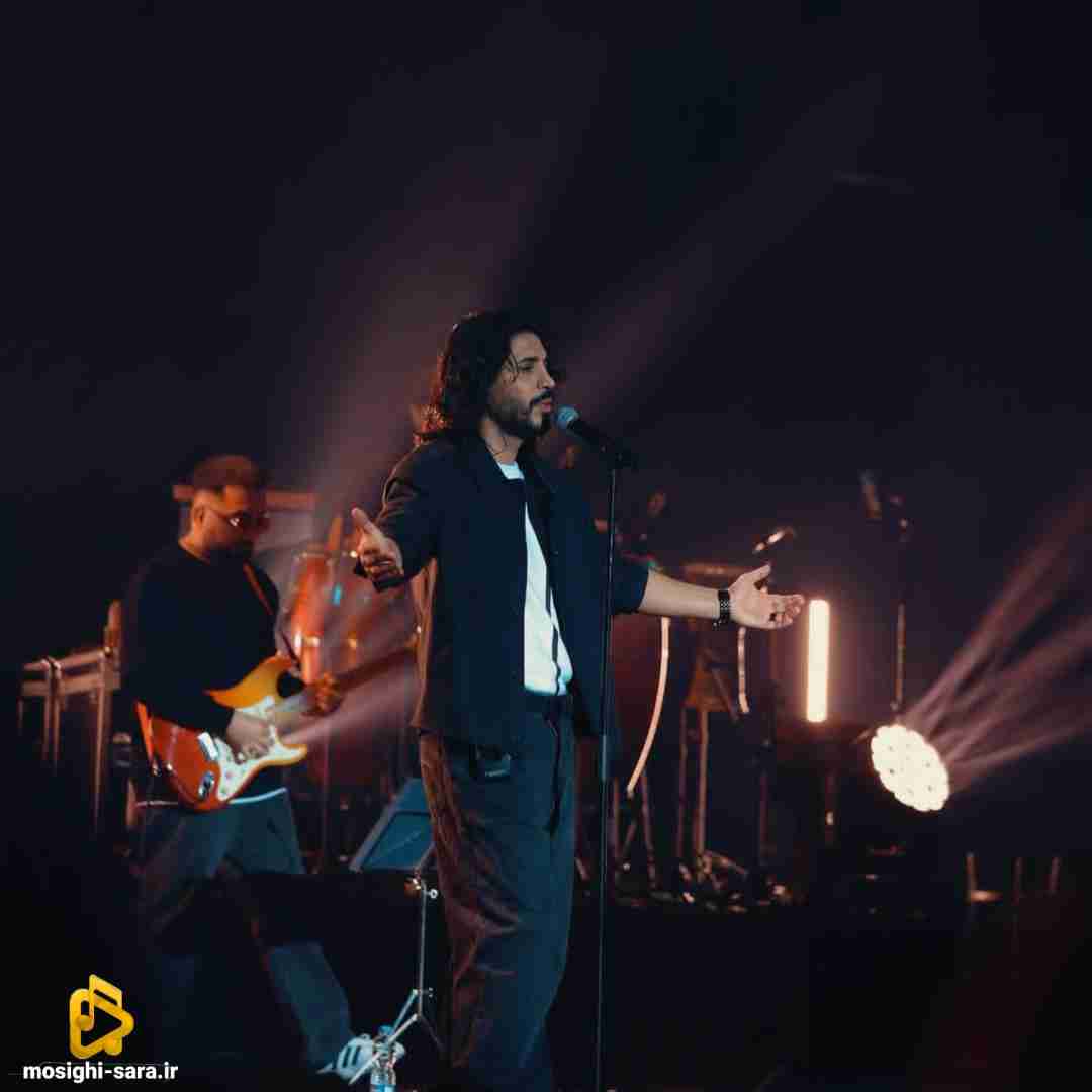 کسری زاهدی بارون اومد