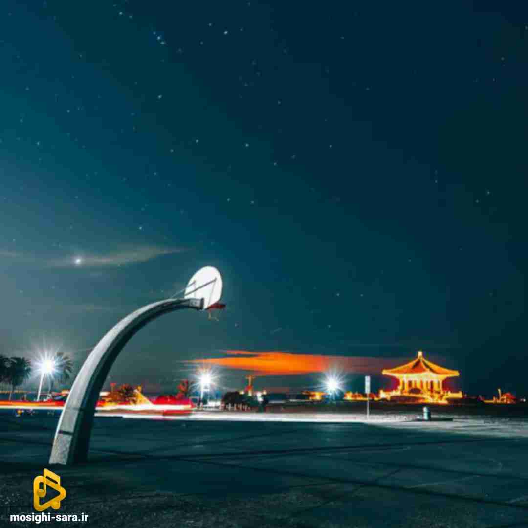  یکی بهش زنگ بزنه بگه زمستون شد واسه همه برفا