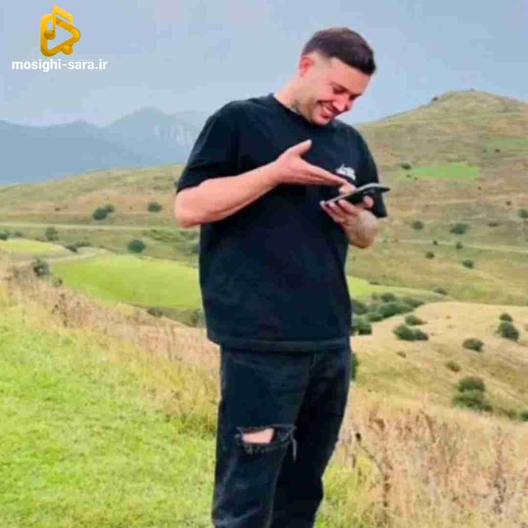 علی احمدیانی از بس