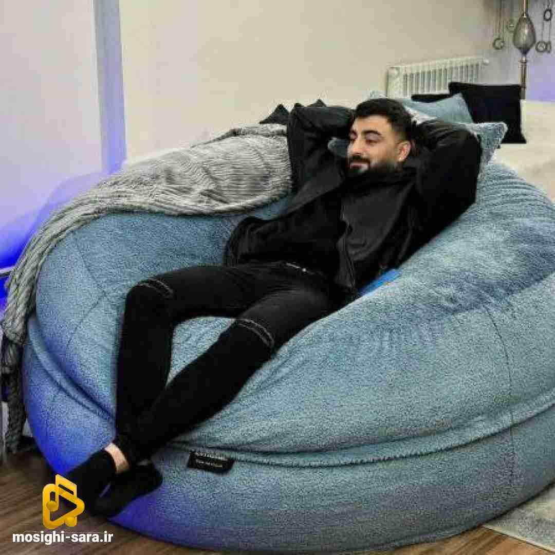 رامین تجنگی نگم از بغض شبام از سیگار رو لبام