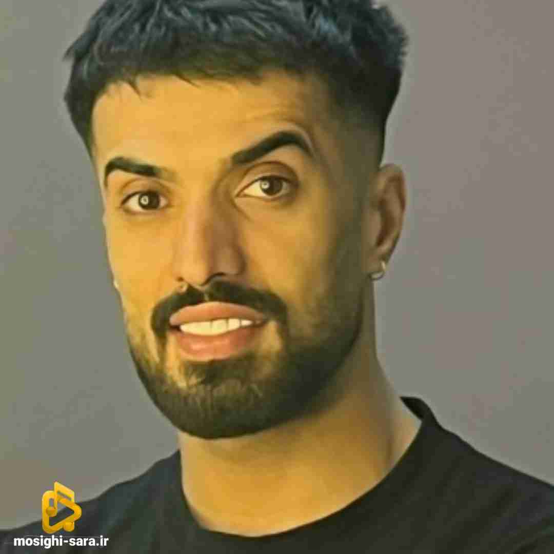علی رستمیان همیشه یه زخمی باهامه که هیچوقت دیگه