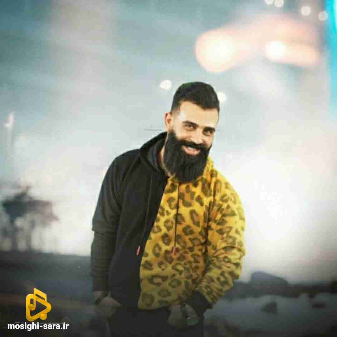 دانلود آهنگ بیو رژ رنگی نزن تیپ پلنگی نزن مو عاشق از حسین منجی