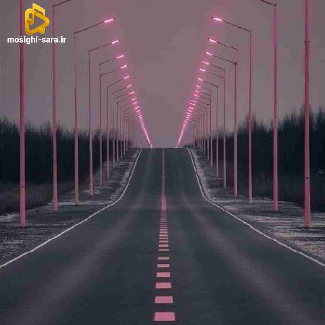 اصلا برمیگردی نه تویی تنها ستاره توی این شبا