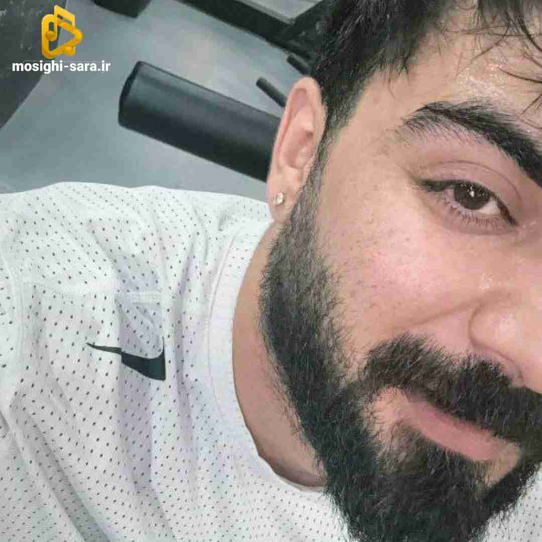 دانلود آهنگ برات خریدم گلی که دوست داریا از رامین تجنگی