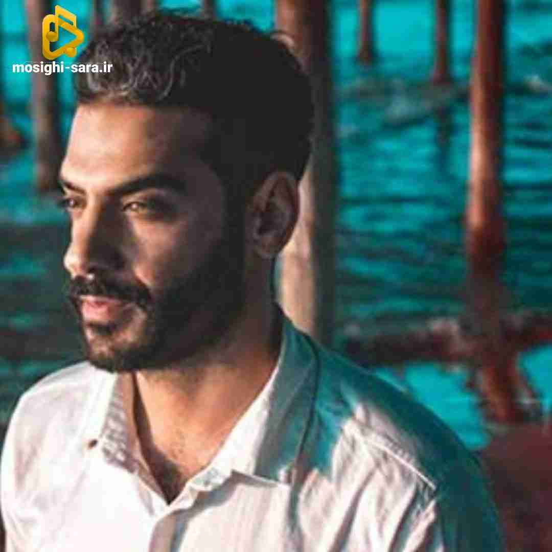 حمید درخشنده یک شب نصفه شب بود در دل تاریکی