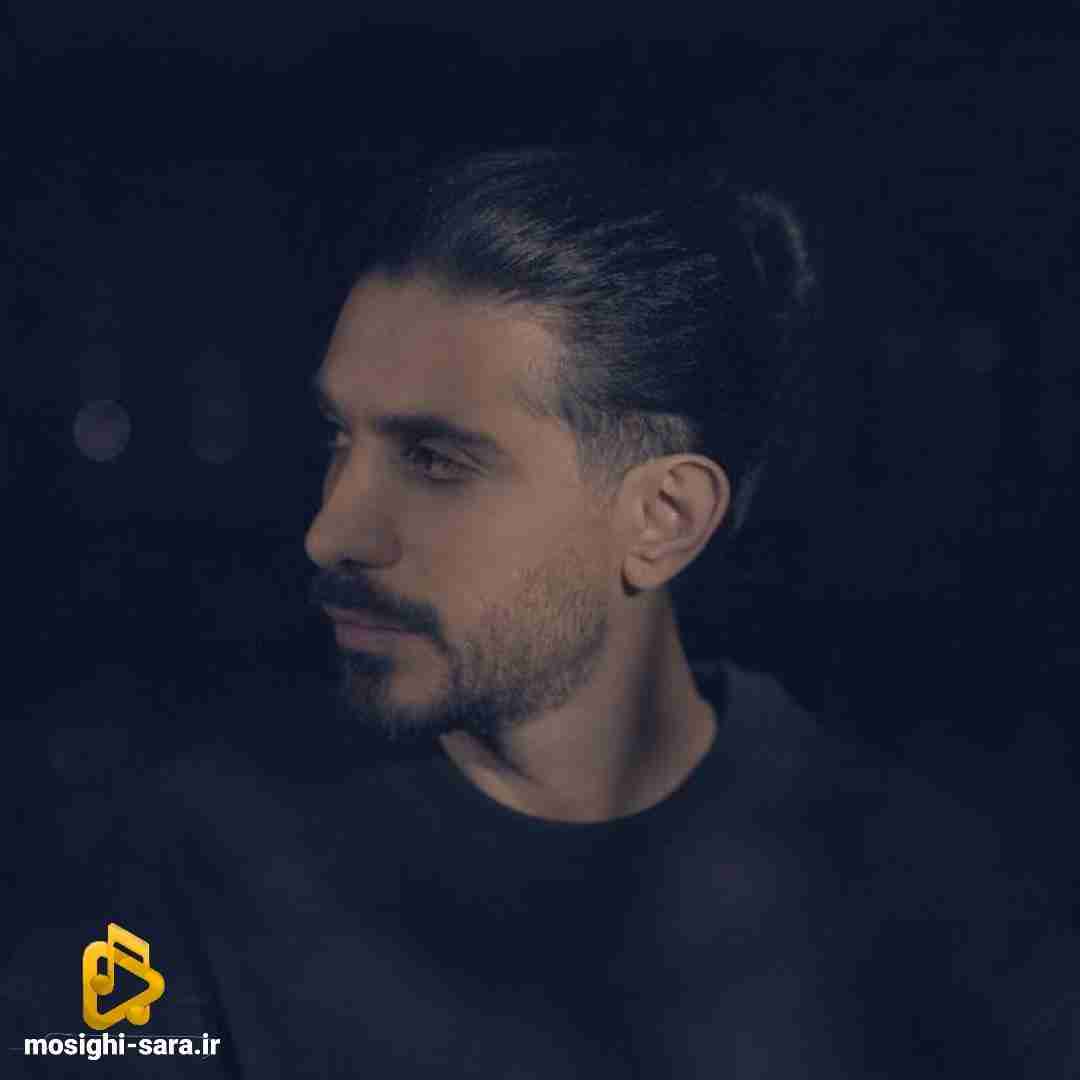 کسری زاهدی ستاره