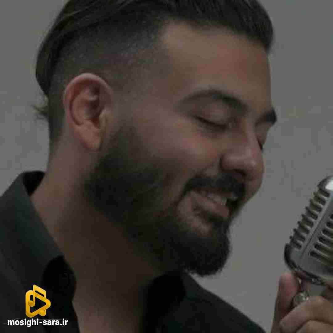 امیرحسین افتخاری هم آغوش