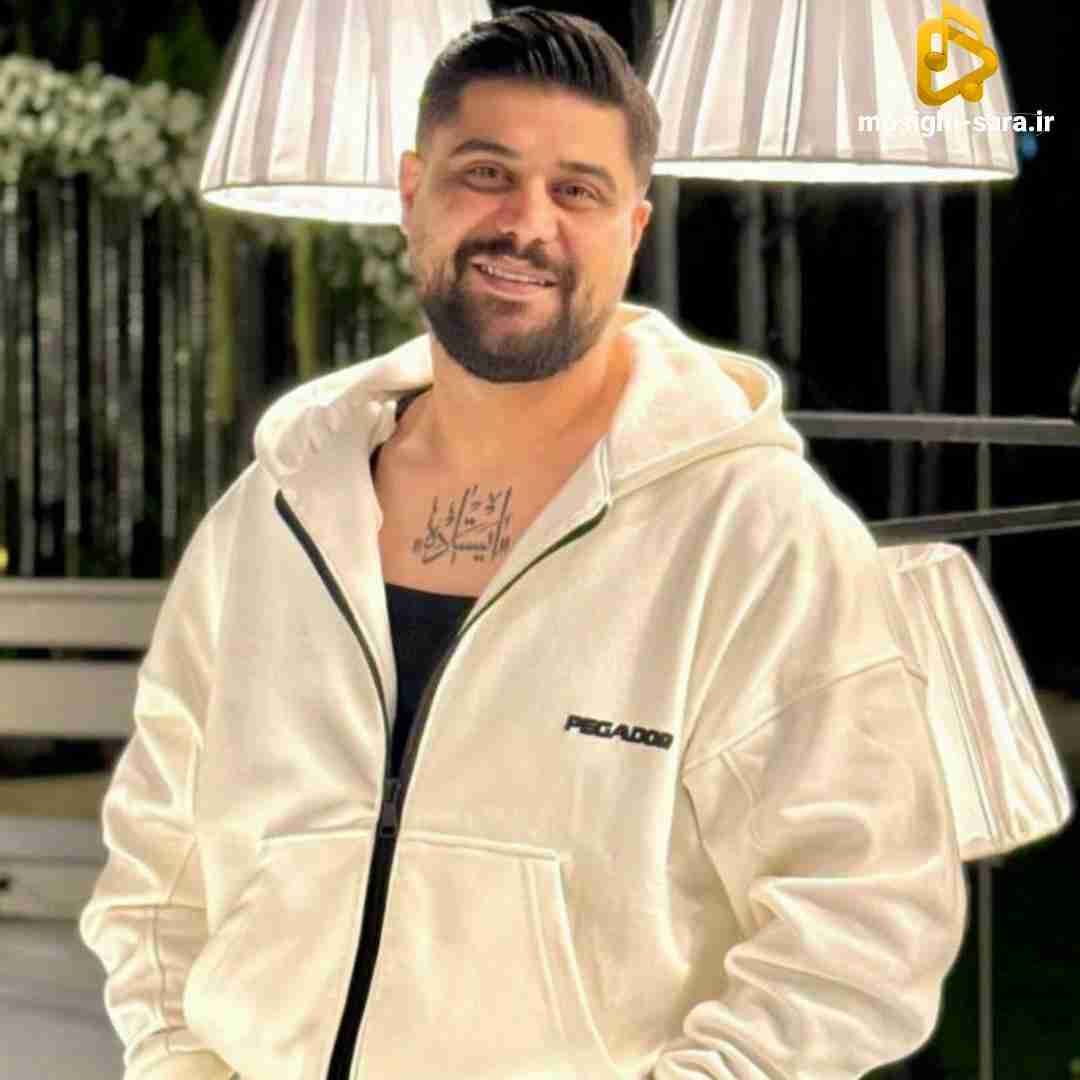 مجتبی رمضانی برنو بر دوش