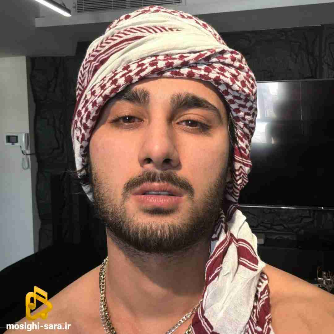کیسان فکر نمیکردم بری بیرون و خونه برنگردی